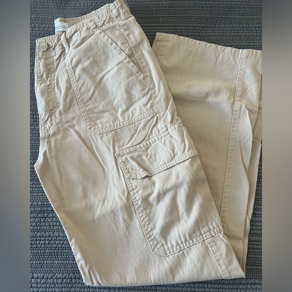 Cream/ Beige Cargo pants / utility pants